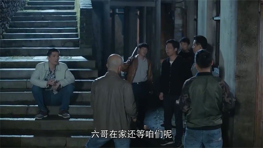 影視：惡霸暴打新書記，沒想到書記身后全是特種兵，好看了