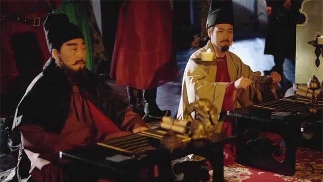 皇上請弟弟吃飯，倒杯毒酒說：祝弟弟活千歲，弟弟一句話保住了命-圖1