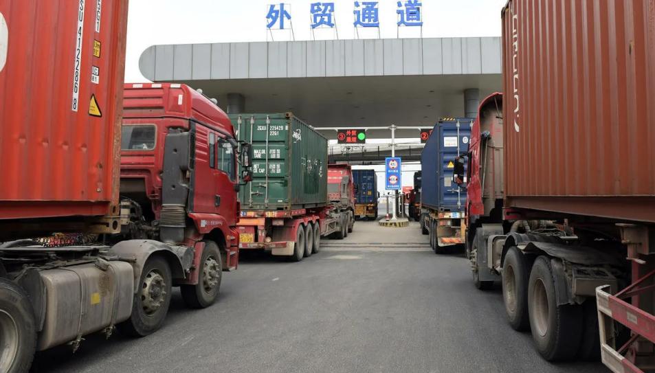 中俄滿洲里口岸，按下暫停鍵，俄羅斯的問題很大，請求中國出手-圖3